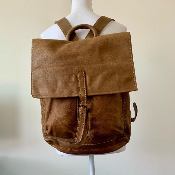 Vintage Roots Genuine Leather Backpack Canada - Picture 1 of 13
